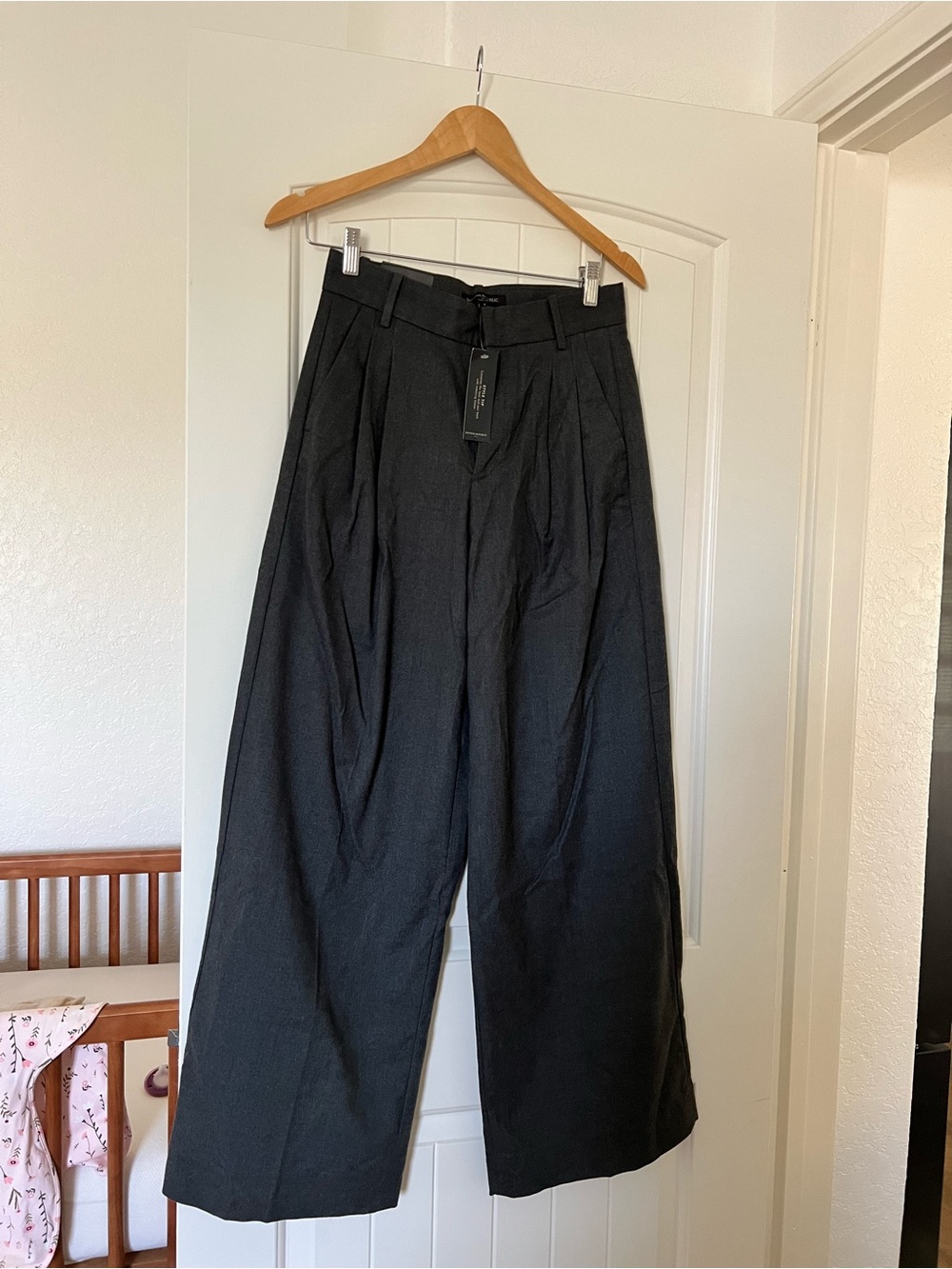 Banana Republic Black Wide-Leg Women's Pants